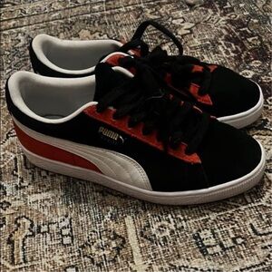 Puma Boys Black and Red Sneakers